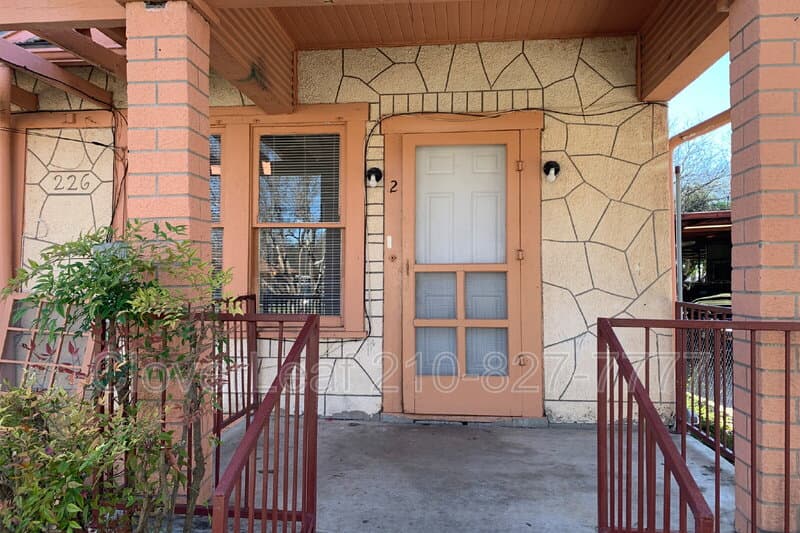 San Antonio Condo: 226 McLaughlin Ave