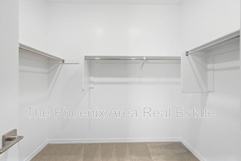 Maricopa House: 35786 W Santa Monica Ave