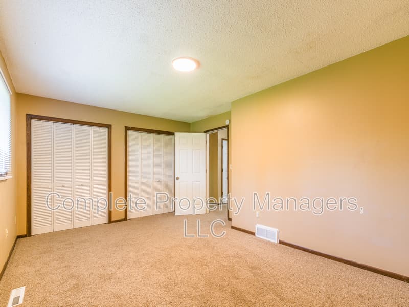 Albert Lea Condo: 1716 Gateway