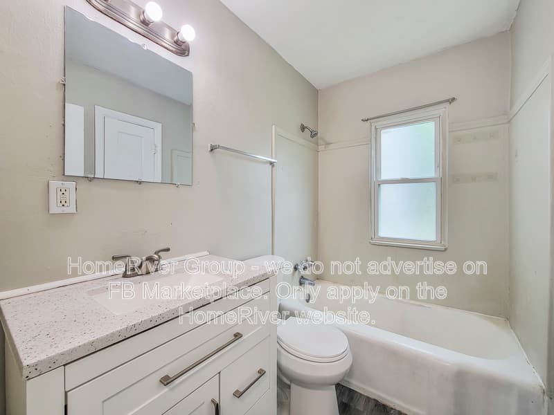 Saint Louis House: 8014 Patterson Dr