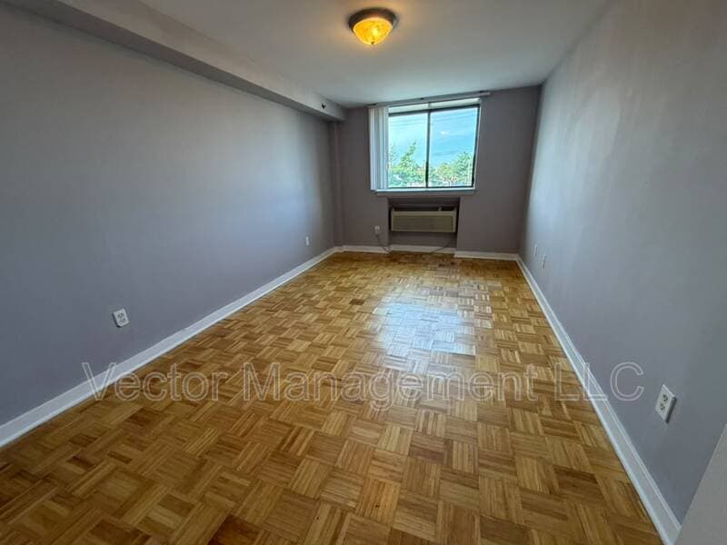 Hamden Condo: 1349 Dixwell Avenue - 11