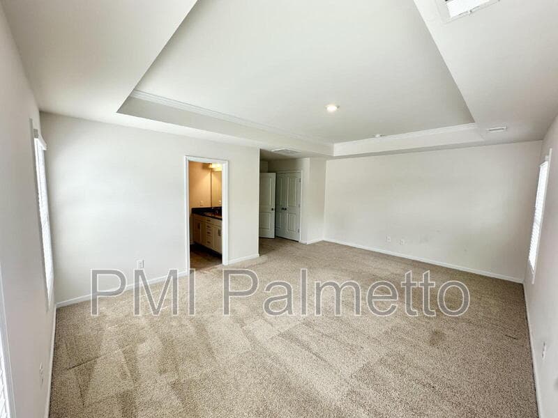 Blythewood House: 35 Golden Spur Ln