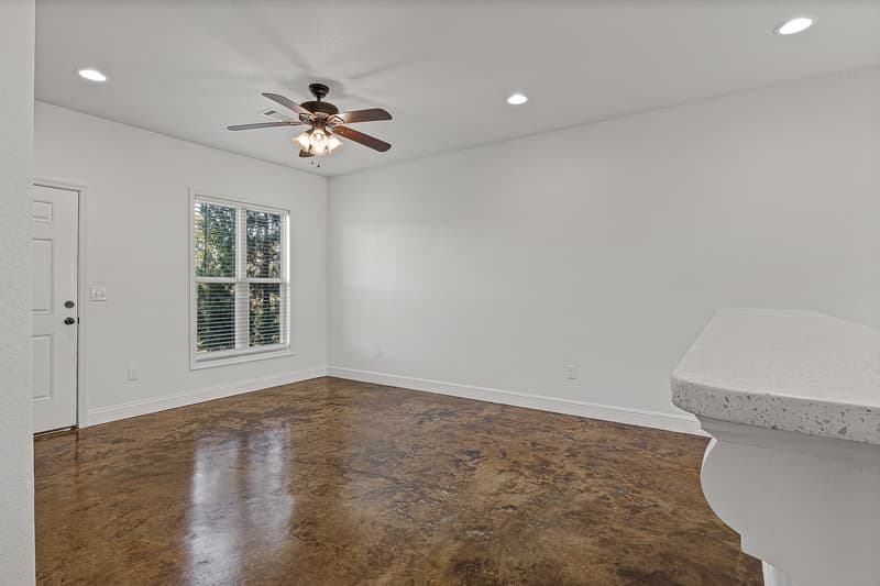 Jonesboro Condo: 4800 Reserve Blvd - J-4