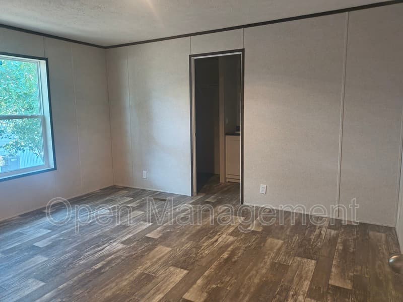 Brookline House: 4950 W Farm Rd 156