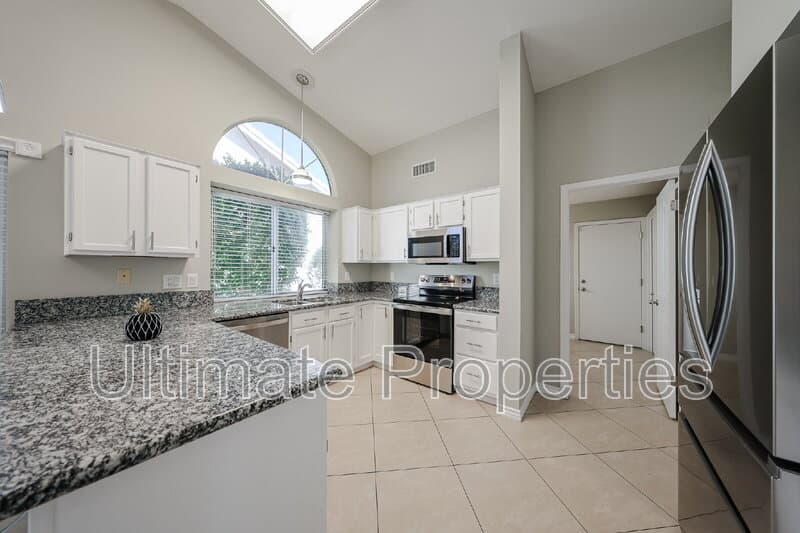 Peoria House: 8738 W Rockwood Dr