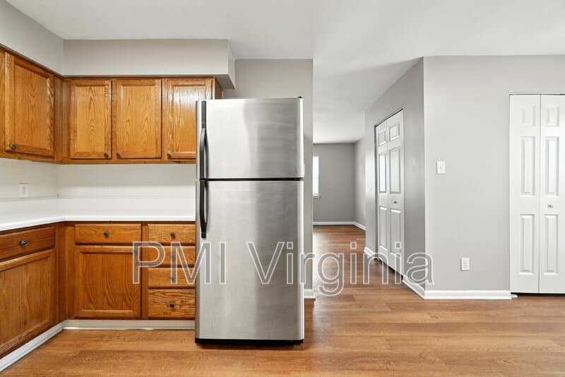 Norfolk Condo: 1076 Dubose Dr