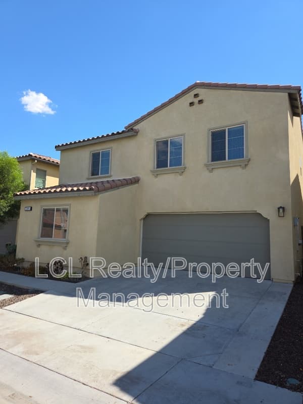 Lake Elsinore Condo: 32855 Crown Point Ln