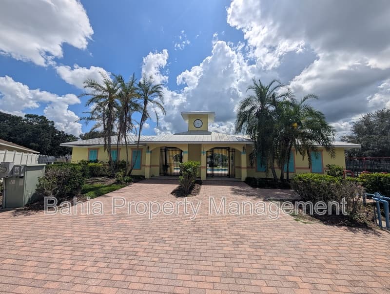 Ruskin House: 1122 Shared Passion St