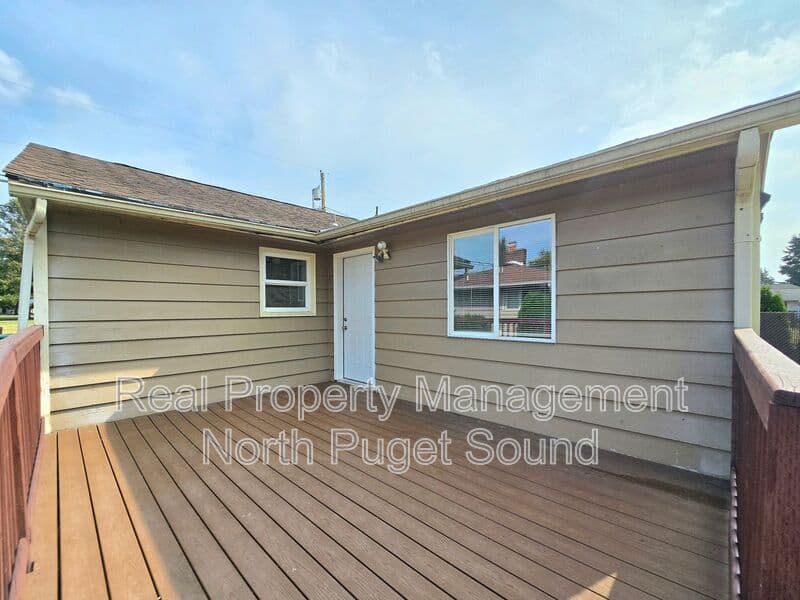 Marysville House: 1083 Alder Ave