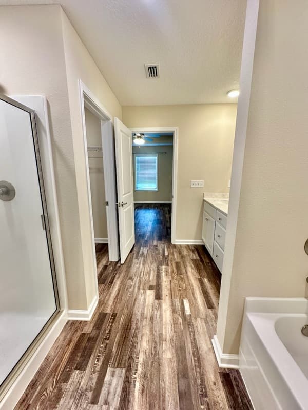 Crestview House: 6006 Colton Blaine Court