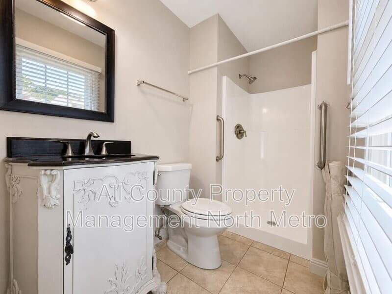 Roswell Townhome: 130 Holcomb Ferry Road