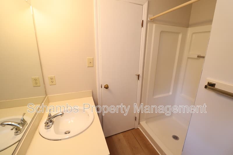 Raleigh Condo: 3901 Lexington Dr