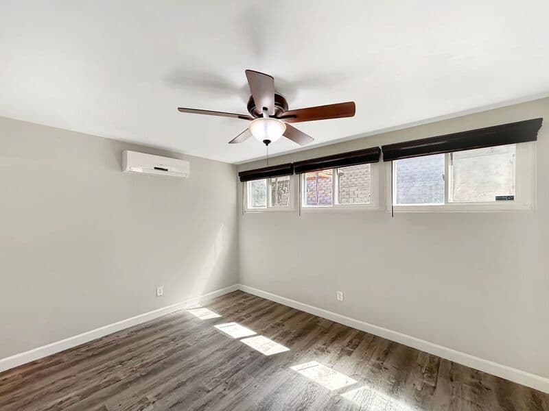 San Diego House: 3477 Aveley Place