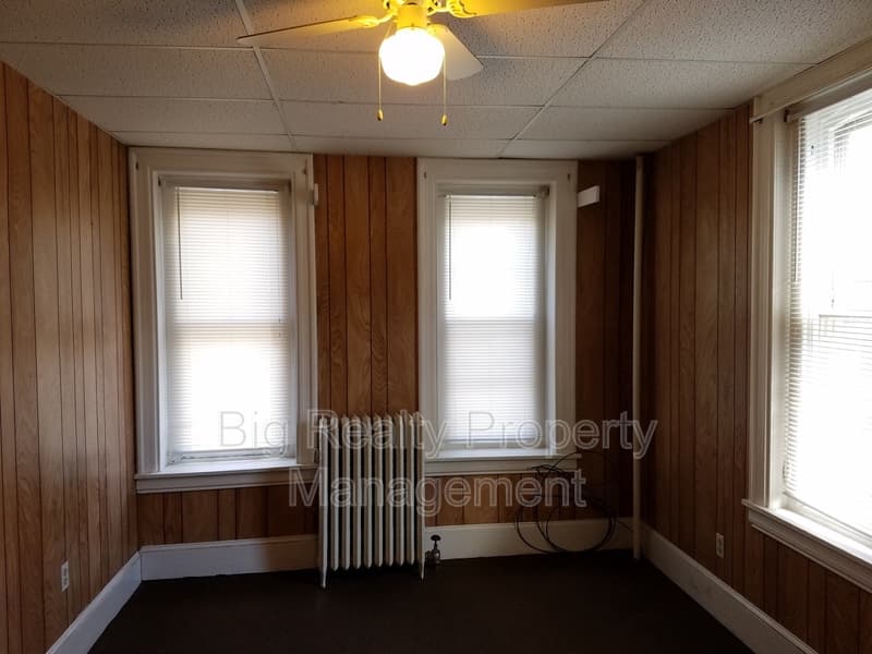 Spring City Condo: 70 N Main
