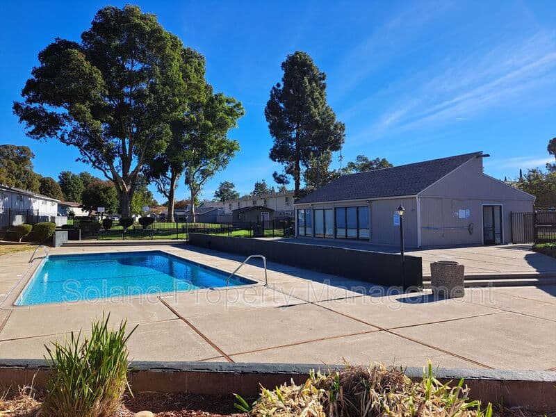 Fairfield Condo: 145 Del Rey Ct