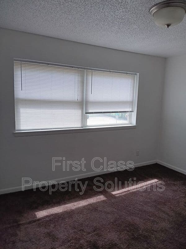 Oklahoma City House: 1731 NW 32nd St