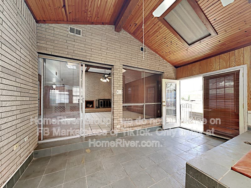 Dallas House: 3852 Morning Dew Cir