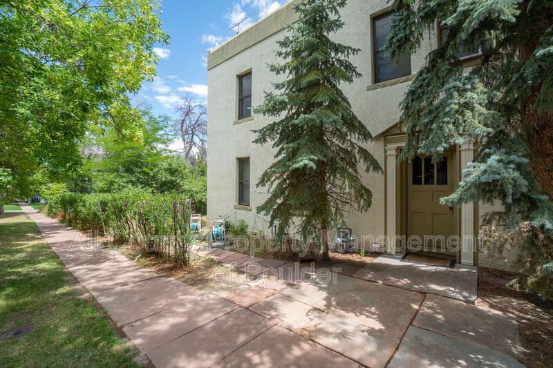 Boulder Condo: 2408 8th Street