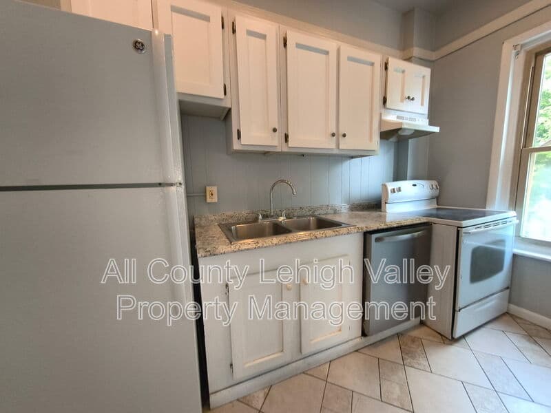 Allentown Condo: 127 N 12th St