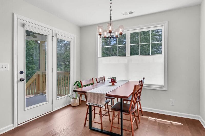 Clarksville House: 1405 Fredrick Drive