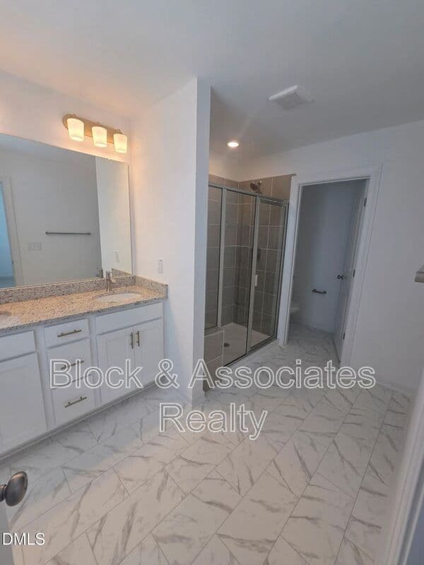 Wake Forest House: 8765 Wardle Ct