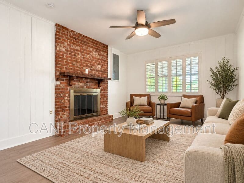 Altamonte Springs House: 450 Forest Lake Drive