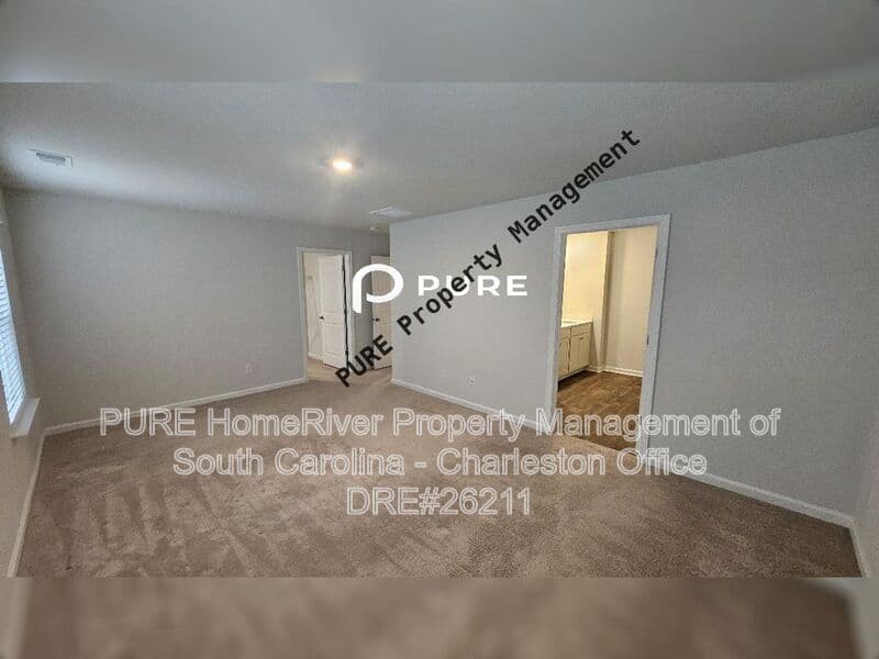 Summerville House: 108 Sweet Cherry Ln