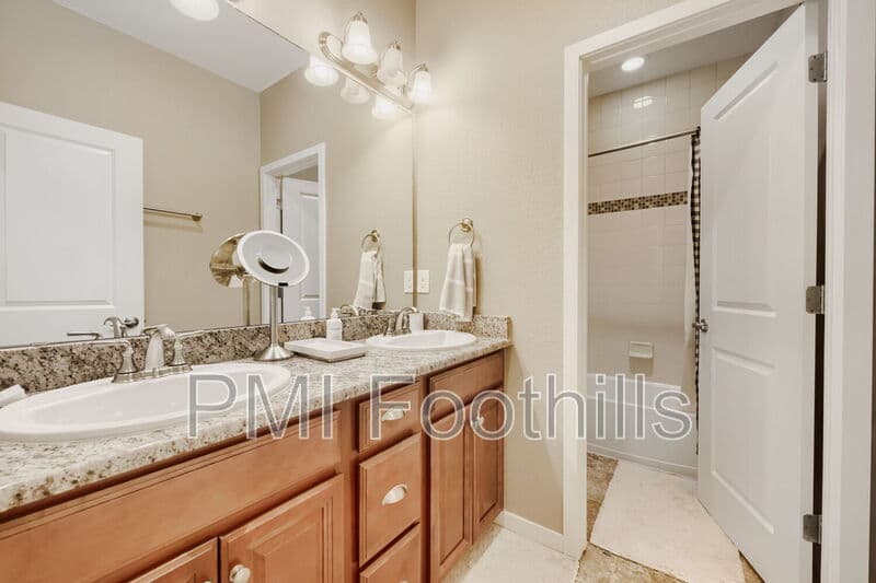 Arvada House: 15478 W 95th Ave