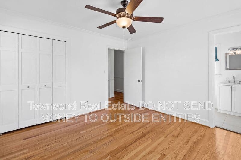 Fayetteville House: 315 Fairfield Dr.