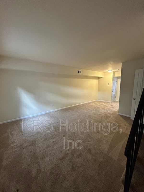 Richmond Townhome: 5203 Collindale Rd