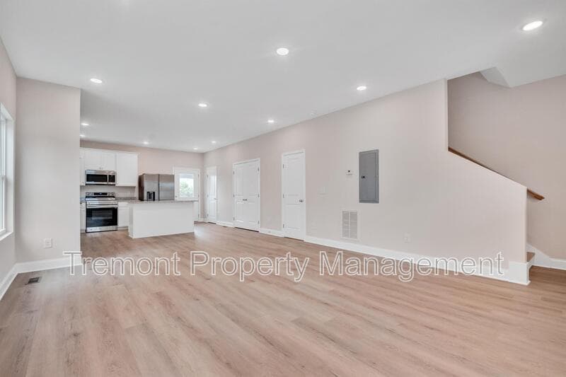 Chattanooga House: 2470 East 21st Street