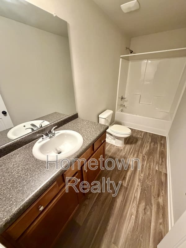 McDonough House: 785 Galveston Way
