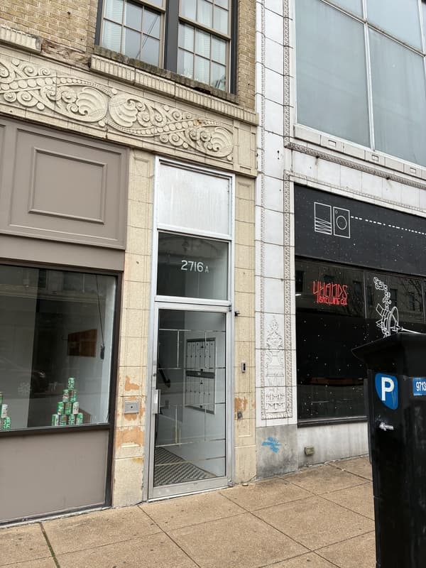 St. Louis Condo: 2716 Cherokee Street