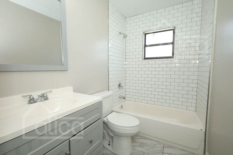 Orlando House: 1010 Vigo Ave