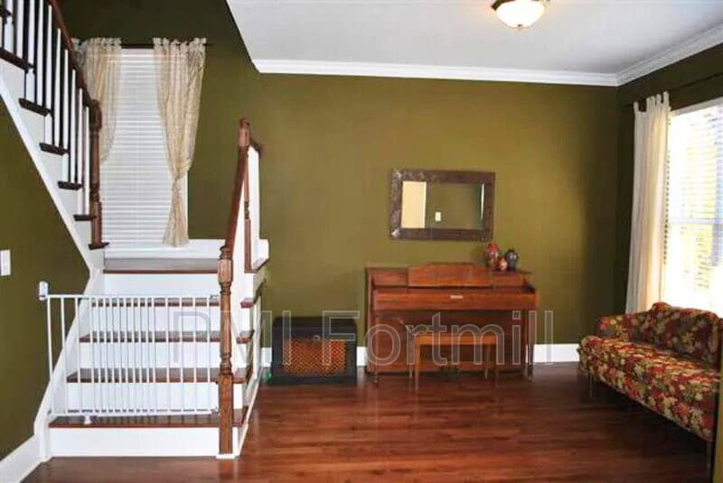 Rock Hill House: 2011 Hayes Drive