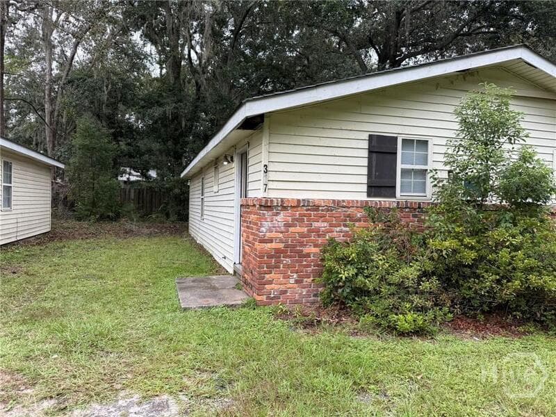 Hinesville House: 317 Strickland Street