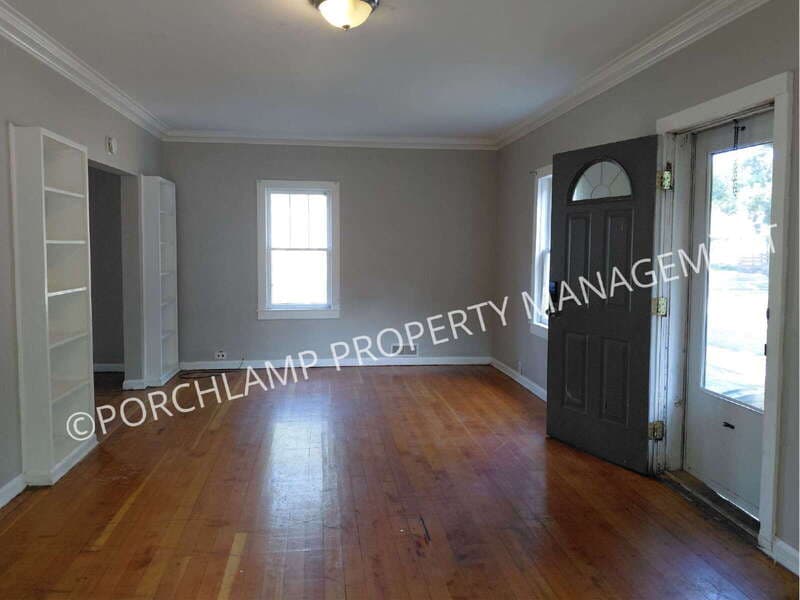 Muskegon Condo: 319 East Forest Avenue