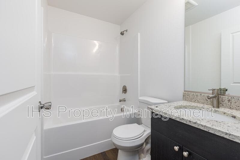 West Richland Condo: 485 S. 38th Ave.