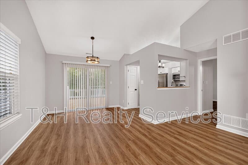 Fishers House: 9741 Roxbury Drive