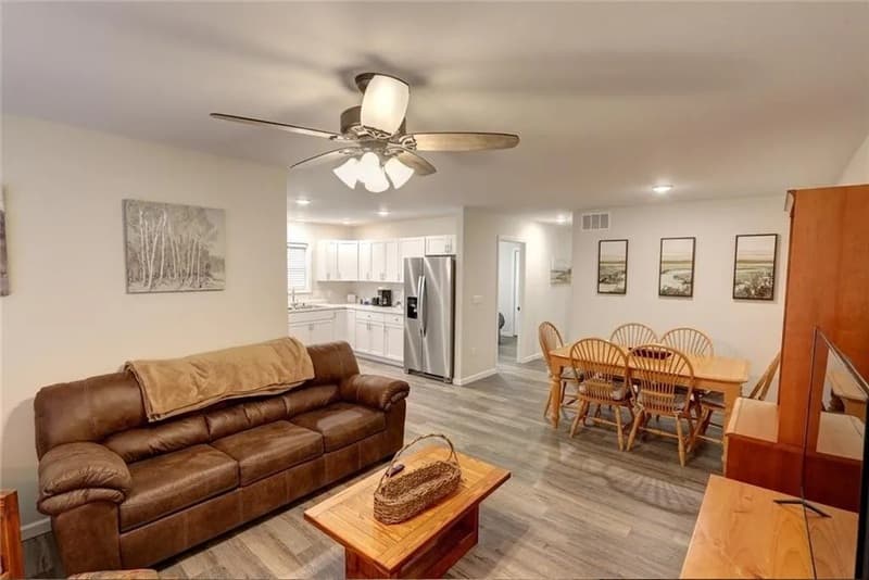Hayward Condo: 10011 Aspen Ln