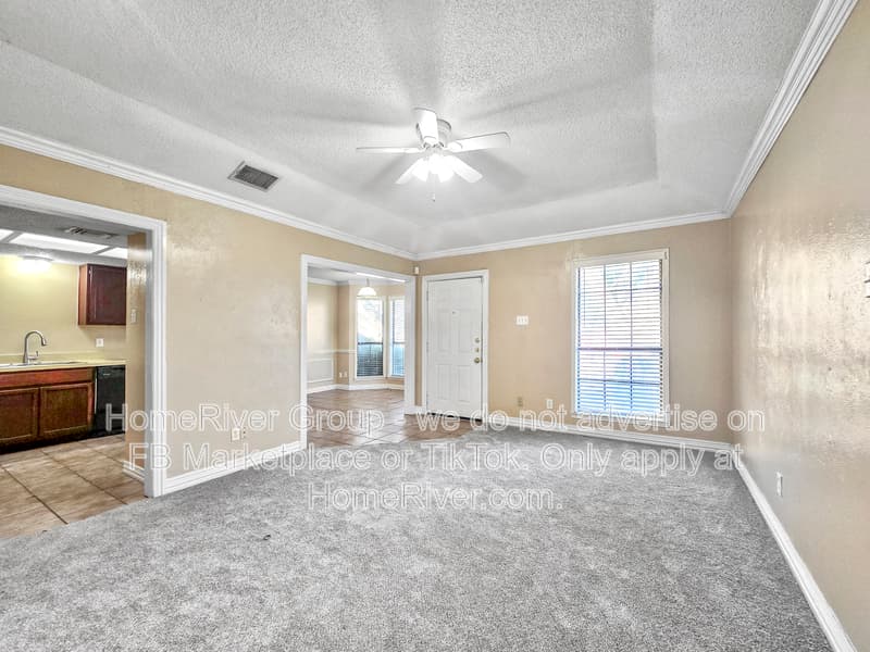 Rowlett House: 2713 Stanford St