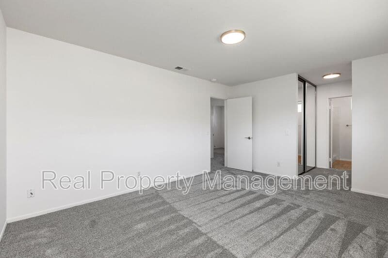 Carlsbad House: 3250 Westwood Drive
