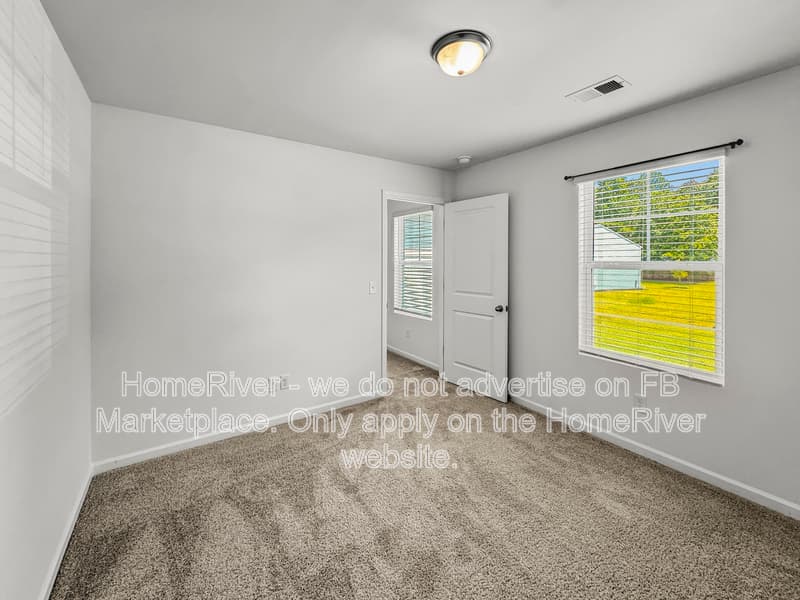 Camden House: 146 Carriagebrook Cir