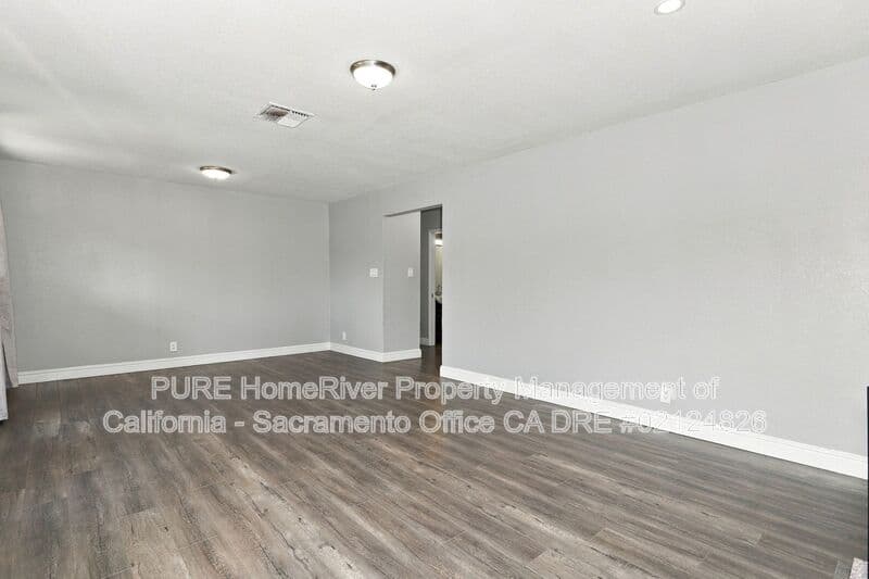 Carmichael House: 5805 Cada Circle