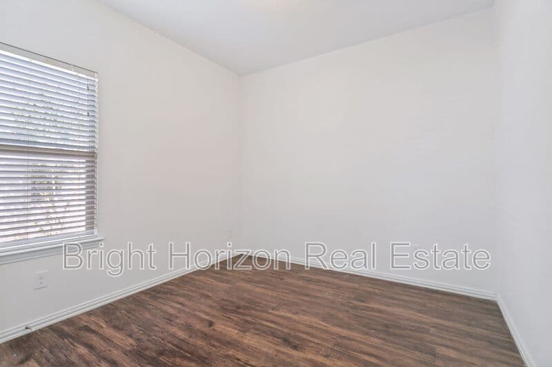 Fort Worth House: 1440 Gallina Trail