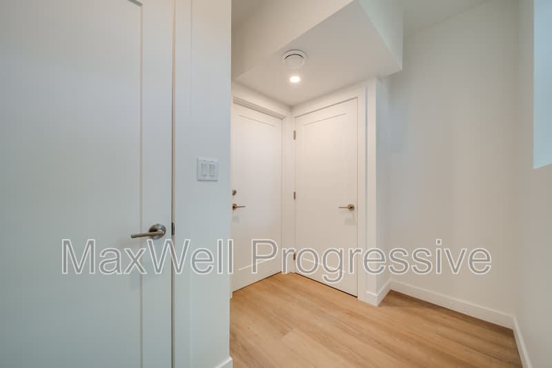 Edmonton Townhome: 11315 58 Ave NW