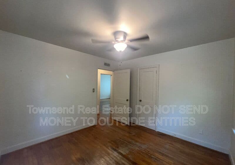 Fayetteville House: 507 Martine Rd.
