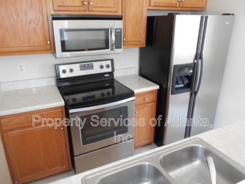 Douglasville House: 2228 Tuley Dr