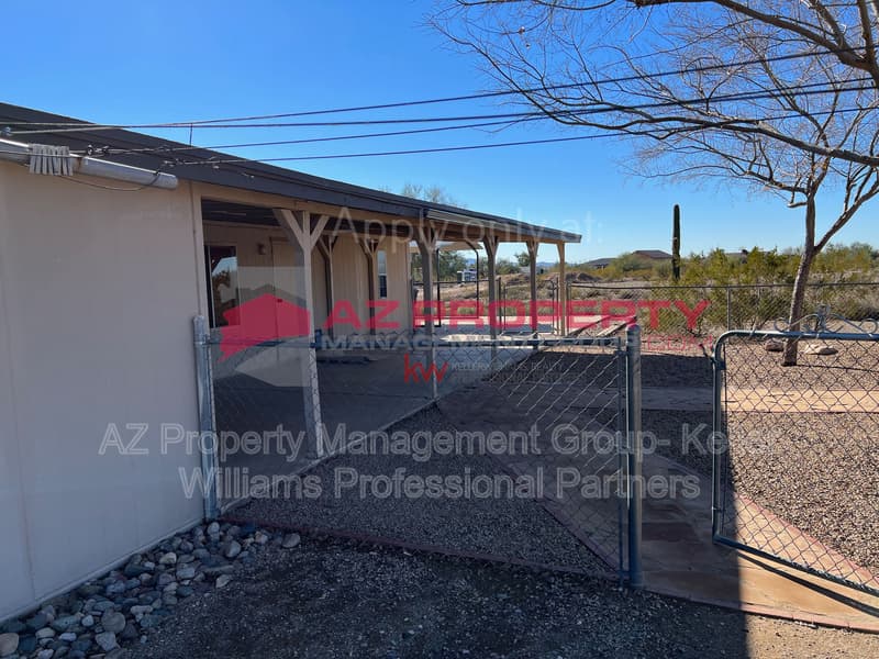 Surprise House: 28840 N 168th Ave