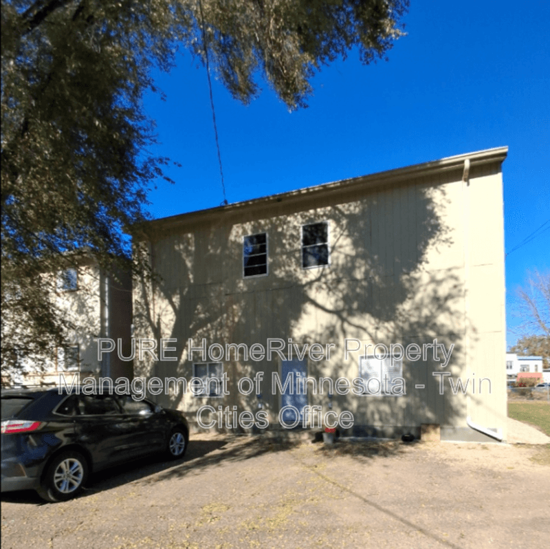 Saint Paul Condo: 840 Beech St